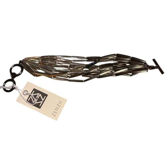 Gold and Black Geometric Bracelet with Toggle Clasp - Picture 3 of 3